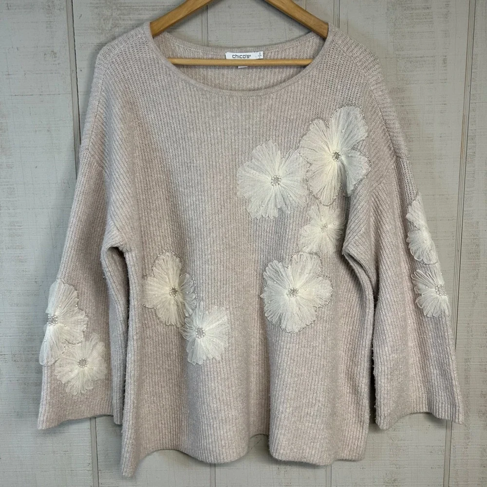 Chicos 3D Floral Sweater Size 2 L Pullover Beaded Lightweight Neutral Fairy Tan - Picture 2 of 9